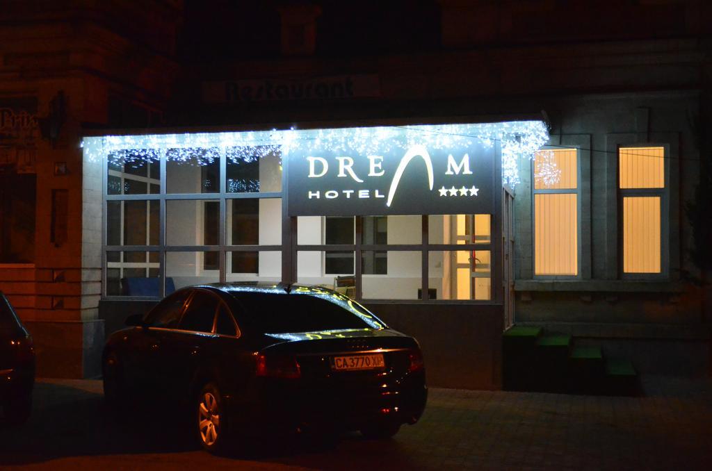 Dream Hotel Кишинев Екстериор снимка