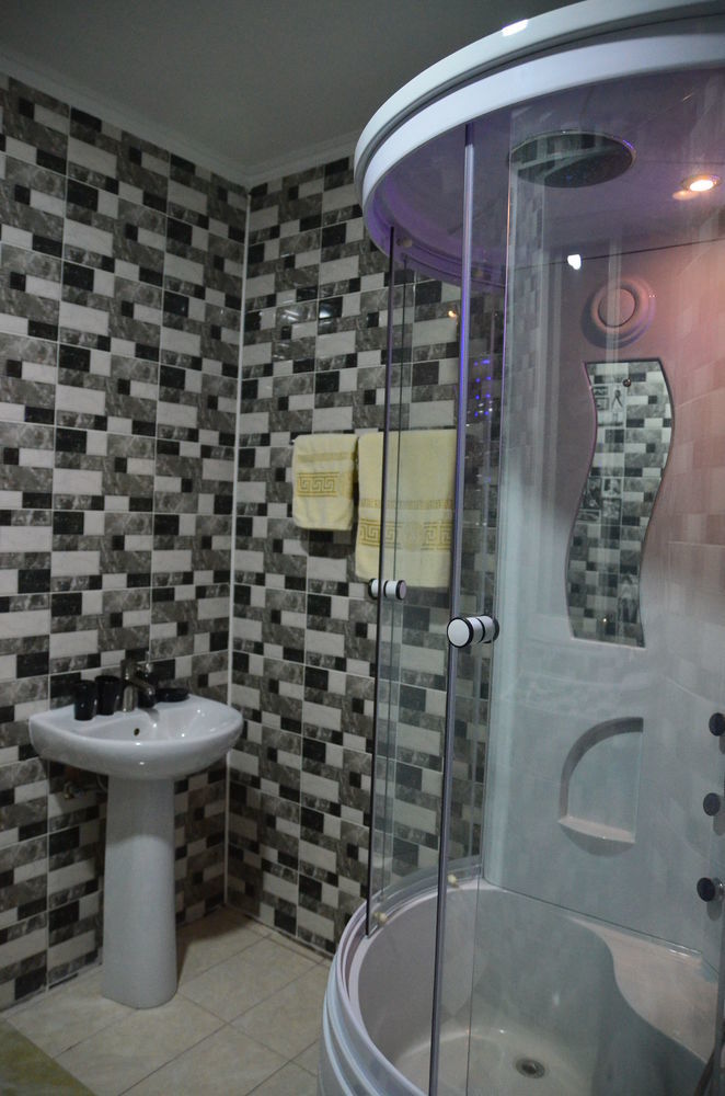 Dream Hotel Кишинев Екстериор снимка